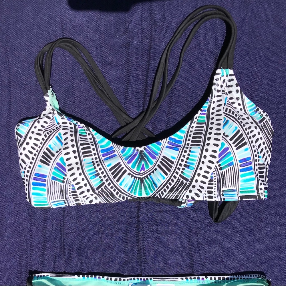 California Waves Bikini Top